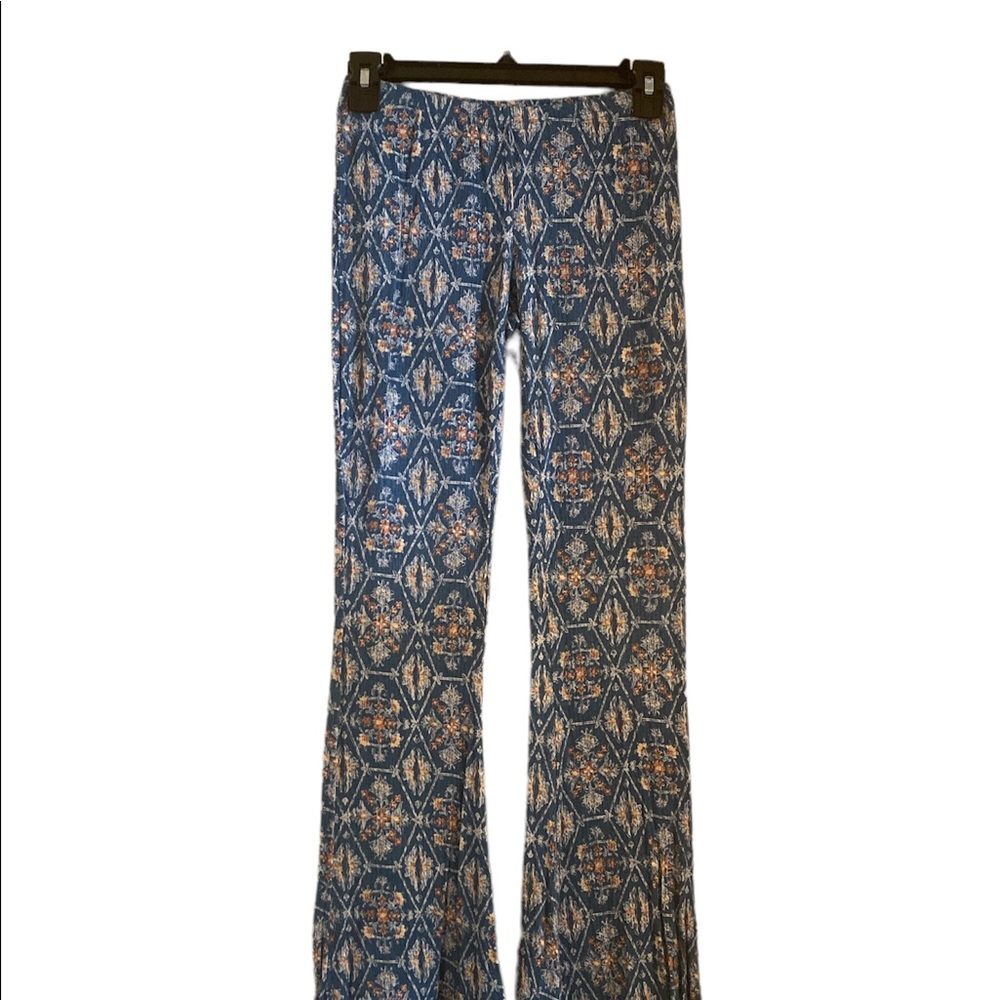 Fun stretchy beach pants